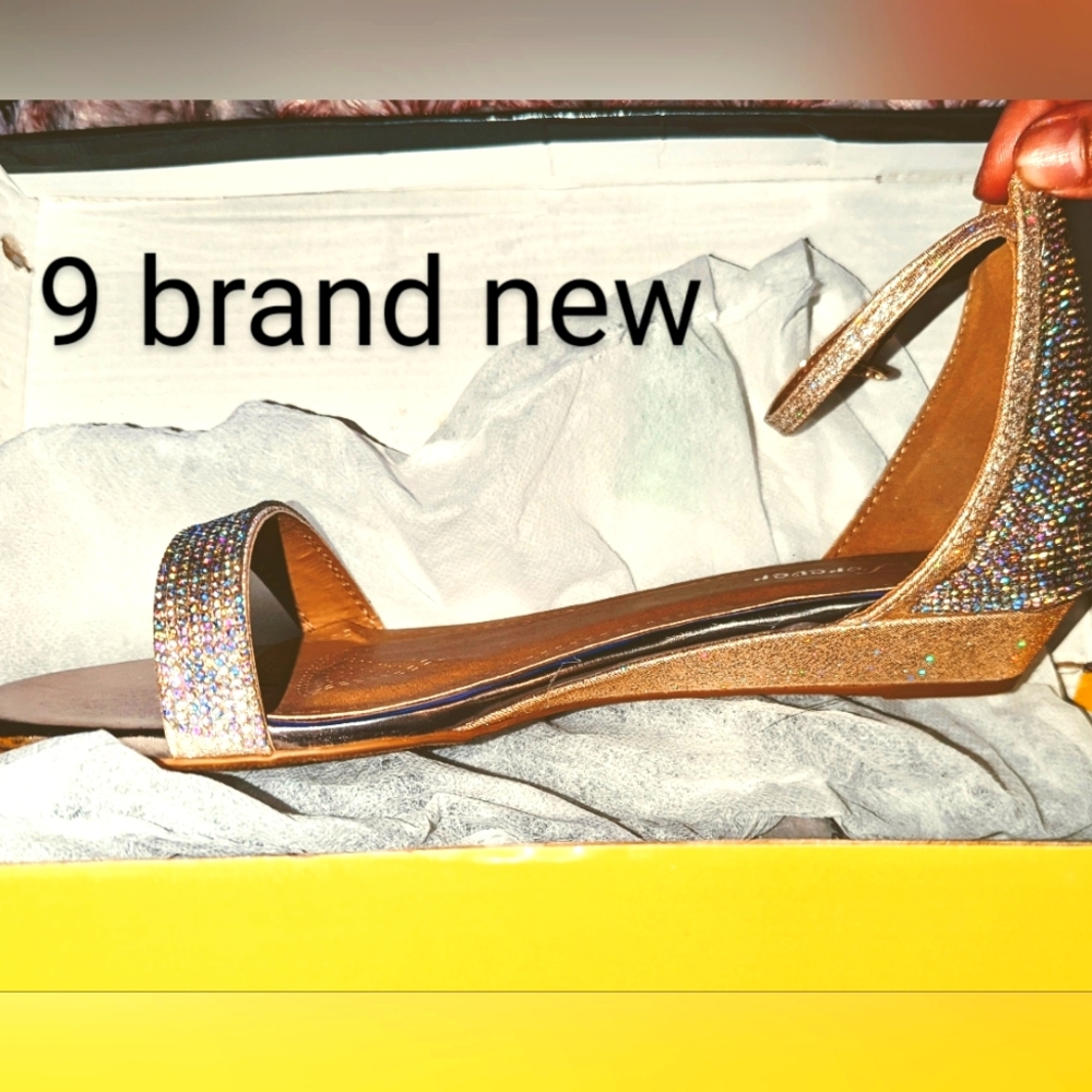 Women's sandals